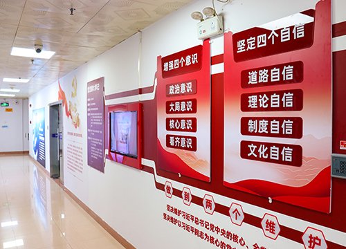 强化标杆引领，推进阵地建设